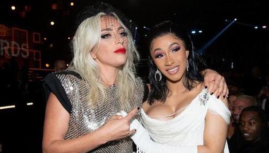 Lady Gaga发推力挺卡迪B:你值得获得的奖项