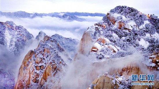 （空中瞰祖国）（10）雪国风光