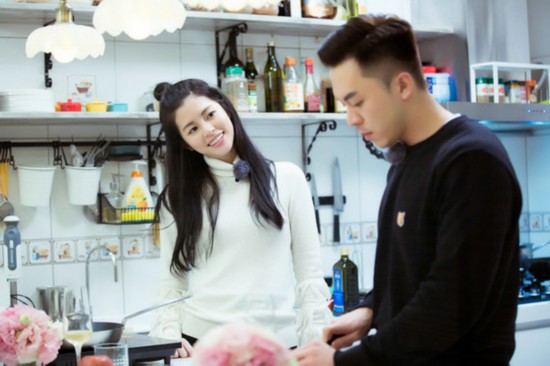 《女儿们的恋爱》Selina张轩睿感情升温 傅园慧