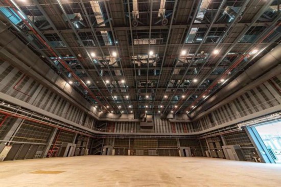 《流浪地球》问鼎IMAX中国历史最高票房