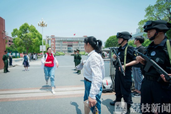 盐城以“警校家专”为载体 护学升级出实招