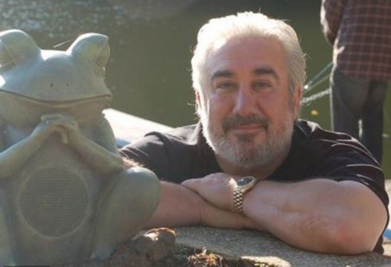 美老人归还53年前所借书籍 免缴纳高额滞纳金