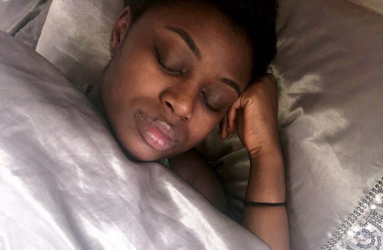 �𾪣�Ӣ��Ů����������˯֢ һ������˯3��