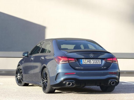 ÷˹-AMG AAMG 2019 AMG A 35 4MATIC Sedan