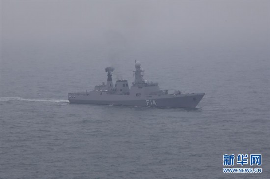 庆祝人民海军成立70周年海上阅兵活动举行