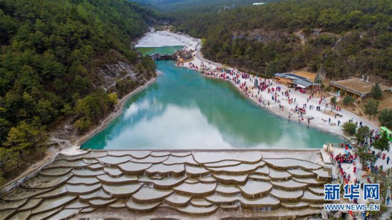 （社会）（1）丽江旅游持续升温