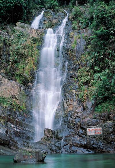 雷火电竞官方网站：第一个自然保护区鼎湖山 山林常绿水常清(图5)