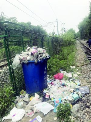 南京江宁网红“爱情隧道”成了“垃圾隧道”