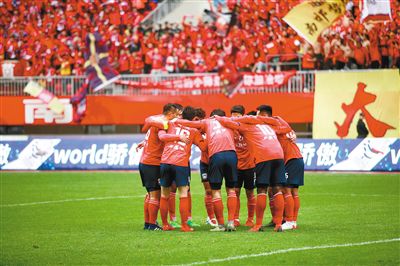 主场0:1不敌梅州客家 大秦之水队遭遇灰色五月天