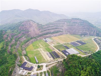 废弃矿山变身 现代农业园