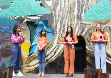 熊出没明星见面会重磅开启快带宝贝来方特见偶像