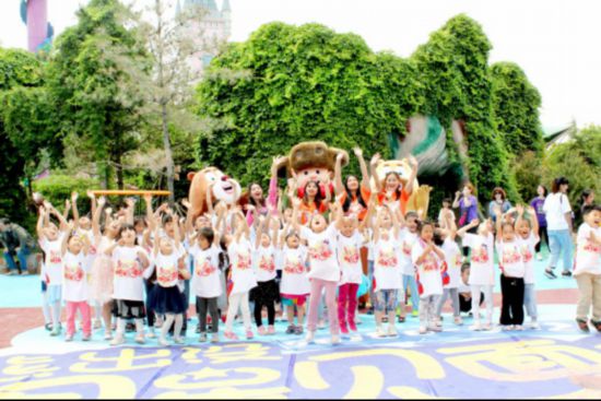 熊出没明星见面会重磅开启快带宝贝来方特见偶像