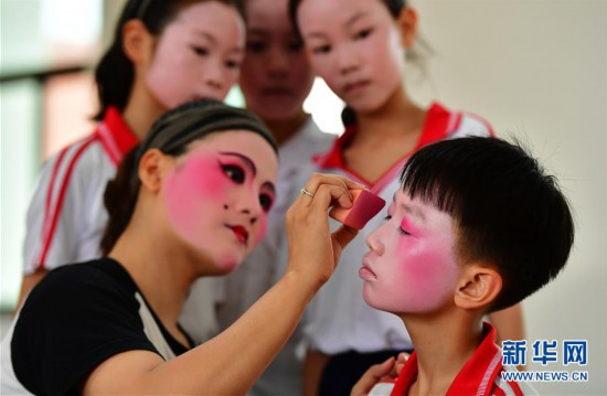 BOB彩票想学服装的不要错过了课程期间自由打算能够屡次熟习学到会为止！(图1)