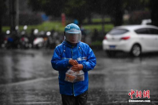 外卖平台健康证形同虚设 对消费者造成巨大的健康安全隐患