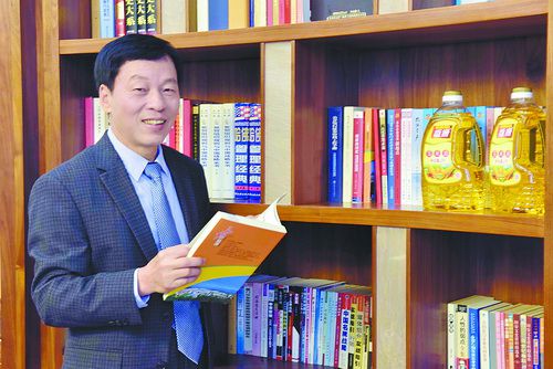 银鹭董事长_银鹭集团董事长陈清水