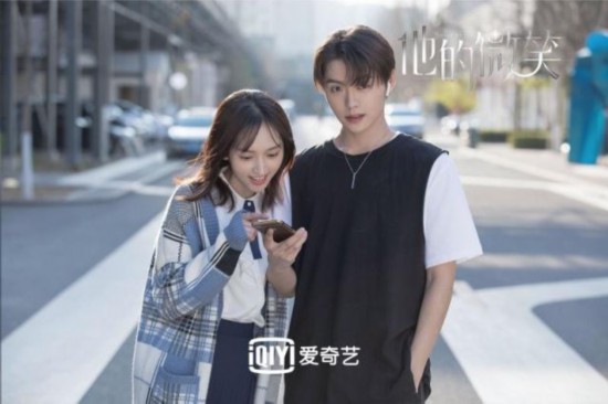 靠着老好人主持人拿到了不少水果台的资源2021年10月27日孙竞