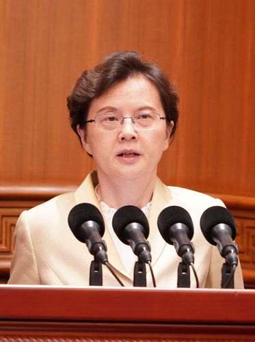 闫小培：打造粤港澳大湾区制造业高质量发展新高地