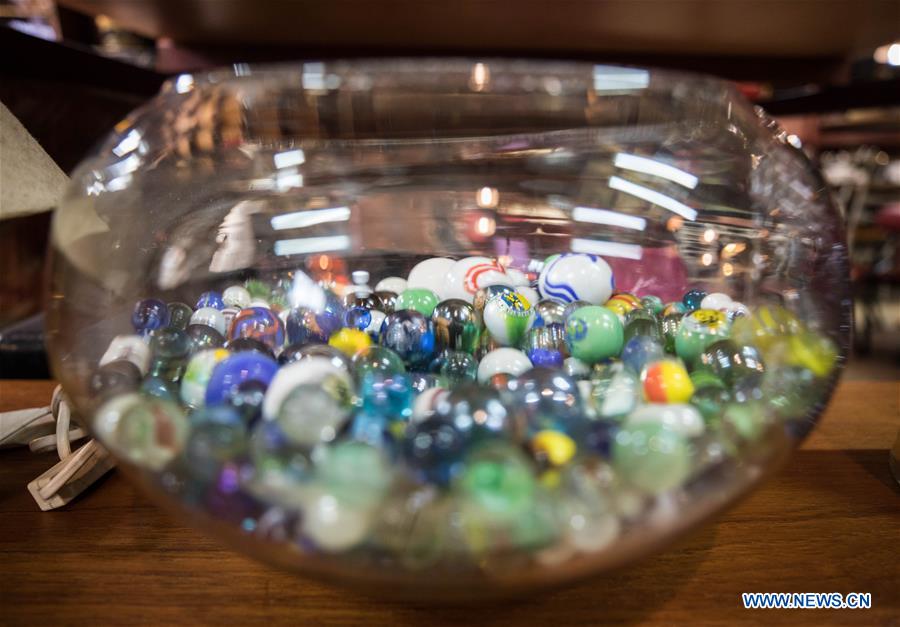 THAILAND-BANGKOK-SECONDHAND SHOP 