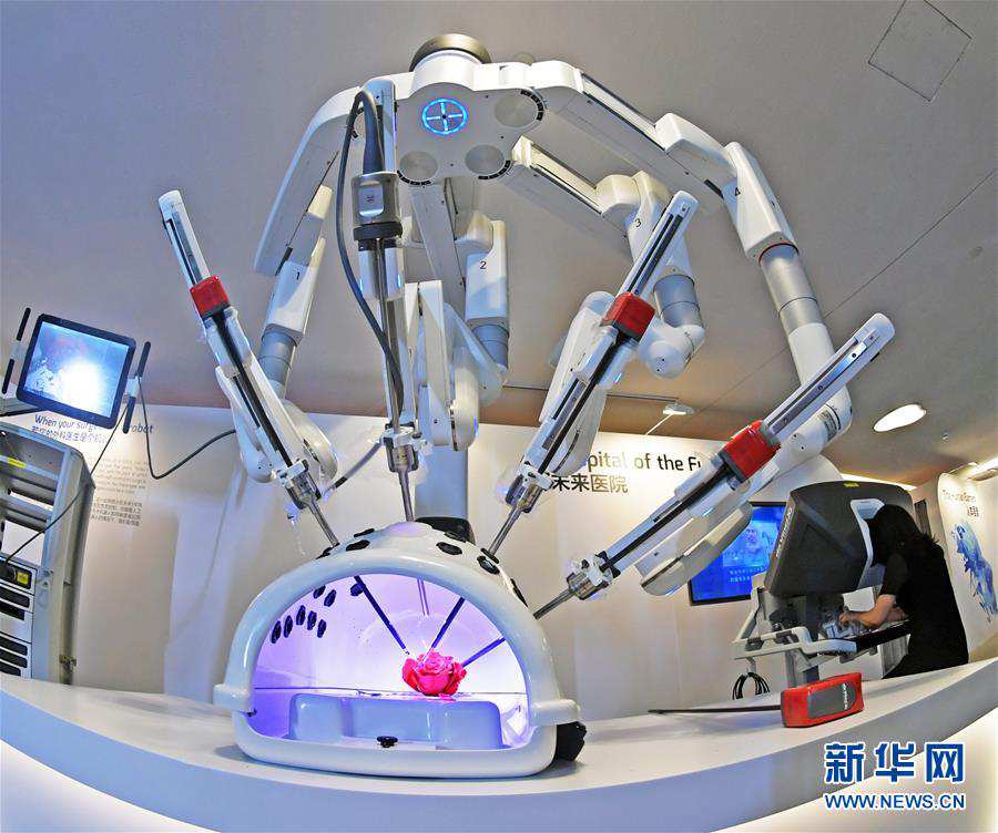 （經濟）（4）夏季達沃斯上感受科技