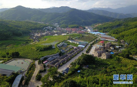 （社會）（1）福建龍岩：貧困村變為美麗鄉村