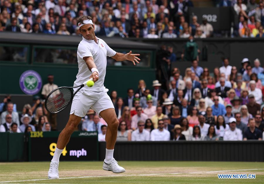 Roger Federer shows up at Wimbledon in London-Xinhua