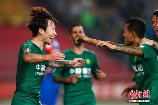 中超观察:广州恒大3球“险胜”,9连胜之余显隐忧