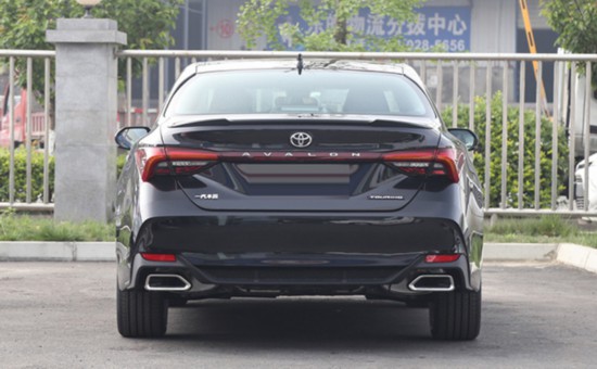 相比混动该选谁?体验一汽丰田亚洲龙汽油版