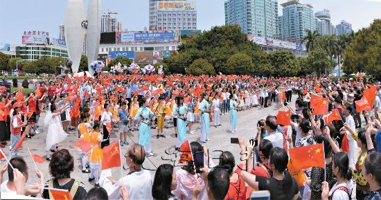 海城城区人口有多少_霞海城隍庙月老图片