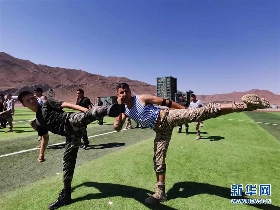 （軍事）（2）中吉“合作-2019”聯合反恐演練開展專業技術訓練