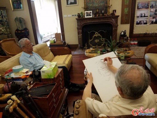 艺术与医学在巅峰握手 书画大师范曾为郭应禄院士画像