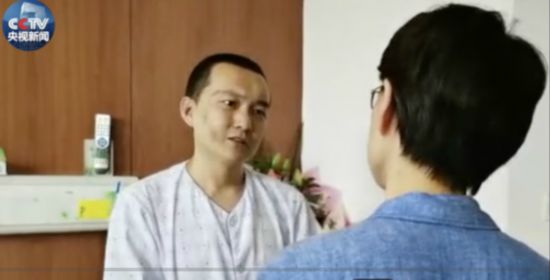 记者付国豪接受专访讲述遭围殴细节:宁可挨打不能还手