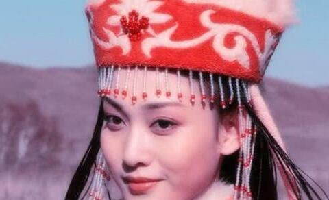 《回家的诱惑》女演员们换上古装 艾莉最惊艳