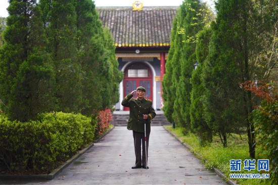 因为信仰,所以“看见”——失明老兵义务讲解方志敏精神半个世纪的故事