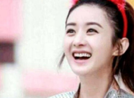 女星大笑瞬间 赵丽颖天真无邪呆萌可爱