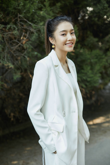 《小小的愿望》首映礼 愿望小姐姐曾梦雪酷飒