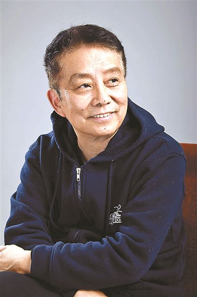 导演黄建新：展现历史伟人“另一面”