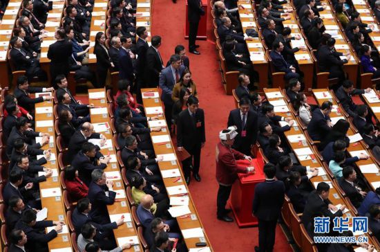 民主中国——70年中国面貌变迁述评之三
