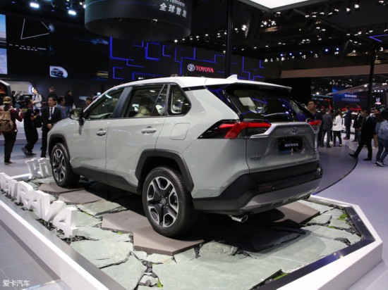 一汽丰田2019款RAV4