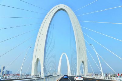 新首钢大桥建成通车 北京长安街成“百里长街”