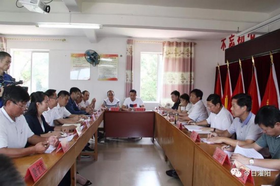 桂林市委书记赵乐秦到灌阳调研脱贫攻坚工作
