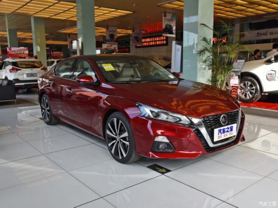 东风日产 天籁 2019款 2.0T XV 智尊版