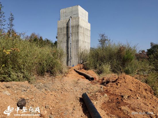 红石镇人口_桦甸市红石镇街景(2)