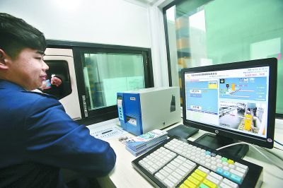 高速入口不停车称重检测全面启动