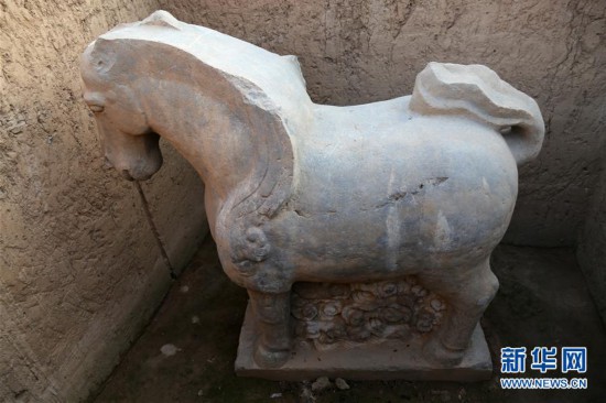 （圖文互動）（5）陜西唐豐陵遺址發(fā)現(xiàn)大量建筑構(gòu)件及石刻
