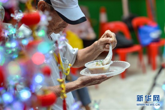 （國際）（2）吉隆坡華人慶祝臘八節