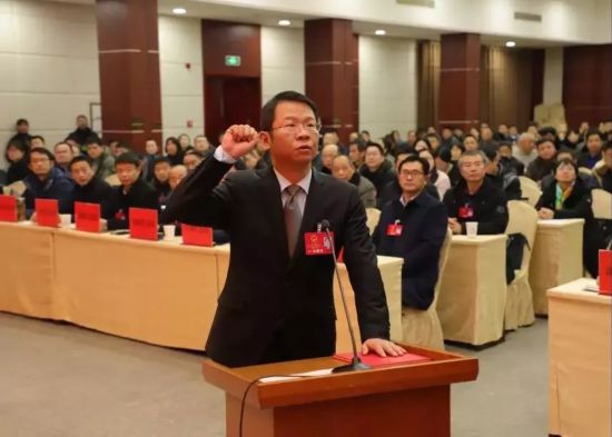 他当选为固镇县县长