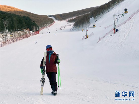 （社會）（8）坐著高鐵去滑雪