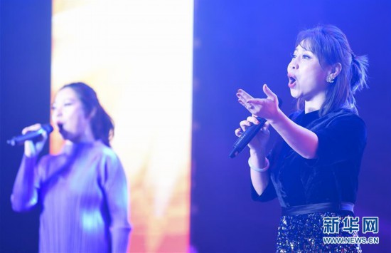 (新春走基层)(3)贫困县里的慰问演出