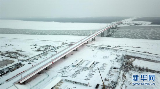 （經濟）（4）中俄首座跨界江公路大橋通過驗收 具備通車條件