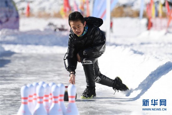 （社会）（1）新疆天池景区推出“冰封雪湖”冰上项目